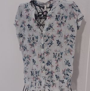 Frenchi Sheer White Floral Top.  ~NWOT~
